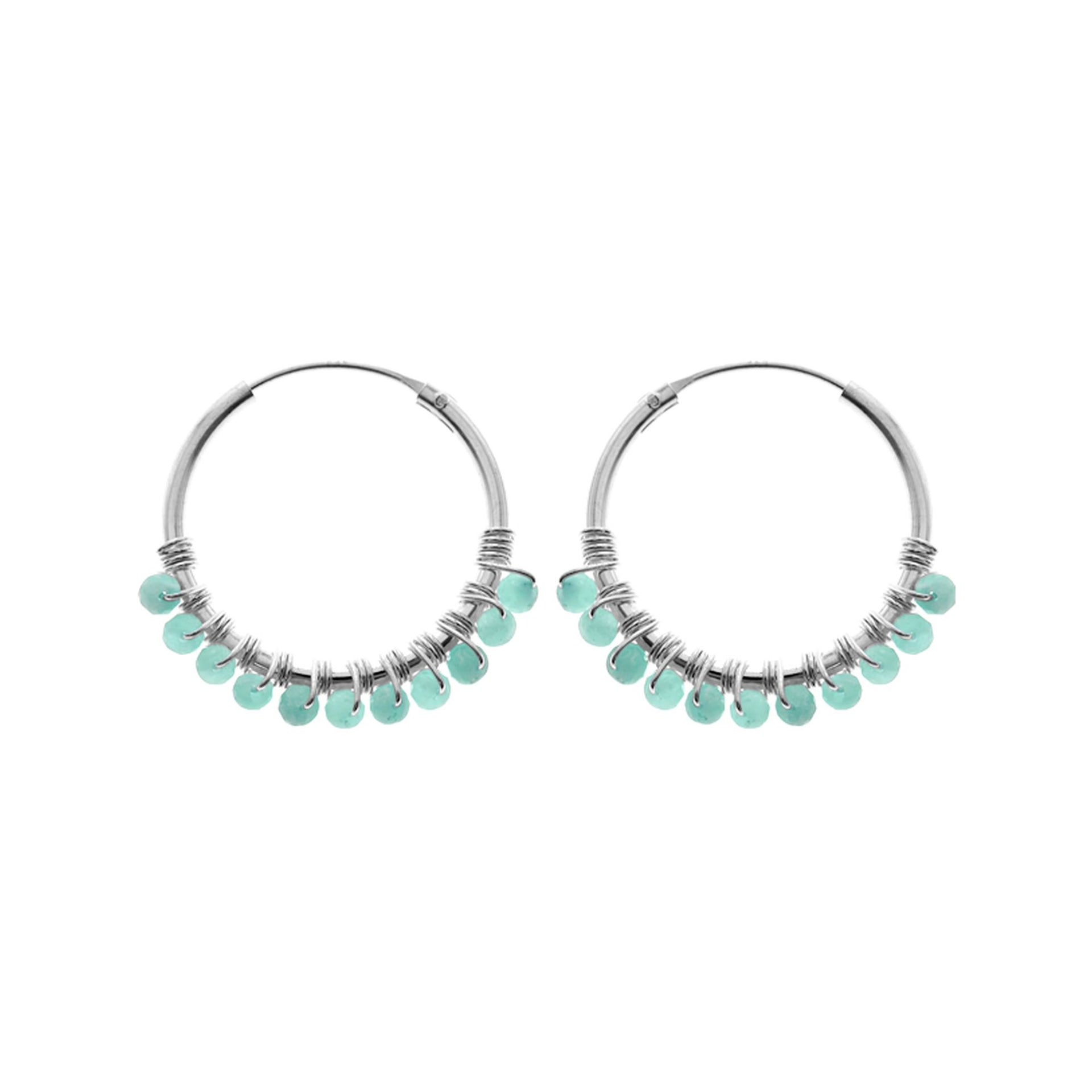 Avianna sleeper with apatite droplets