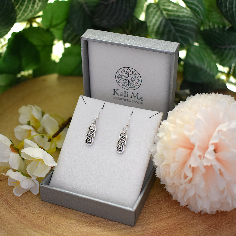 Smile figure of eight Celtic knot earrings