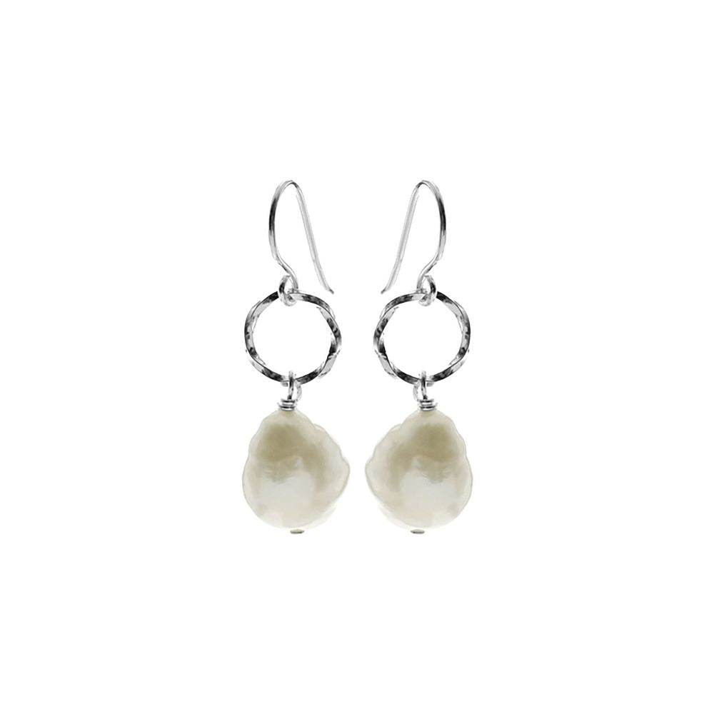 Astrid twisted  circle pearl earrings