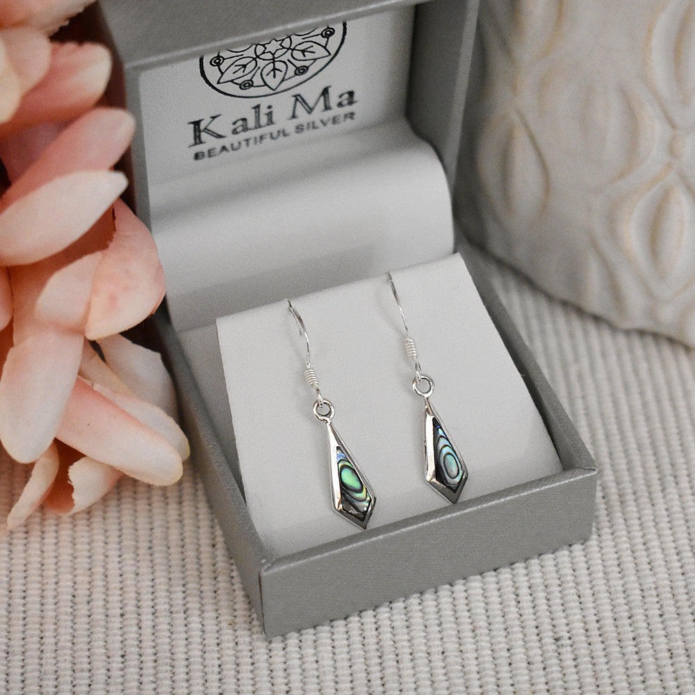 Smile dart-shaped paua shell earrings