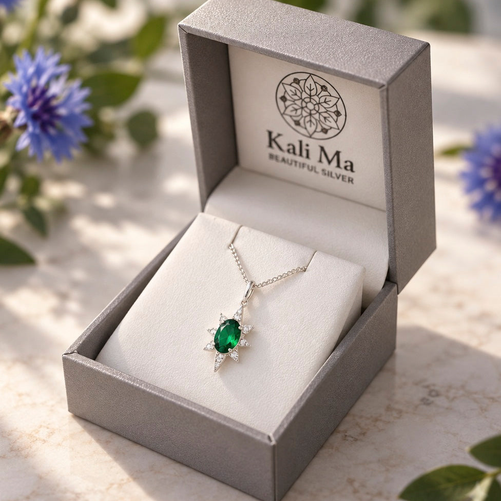 Davina green starburst pendant