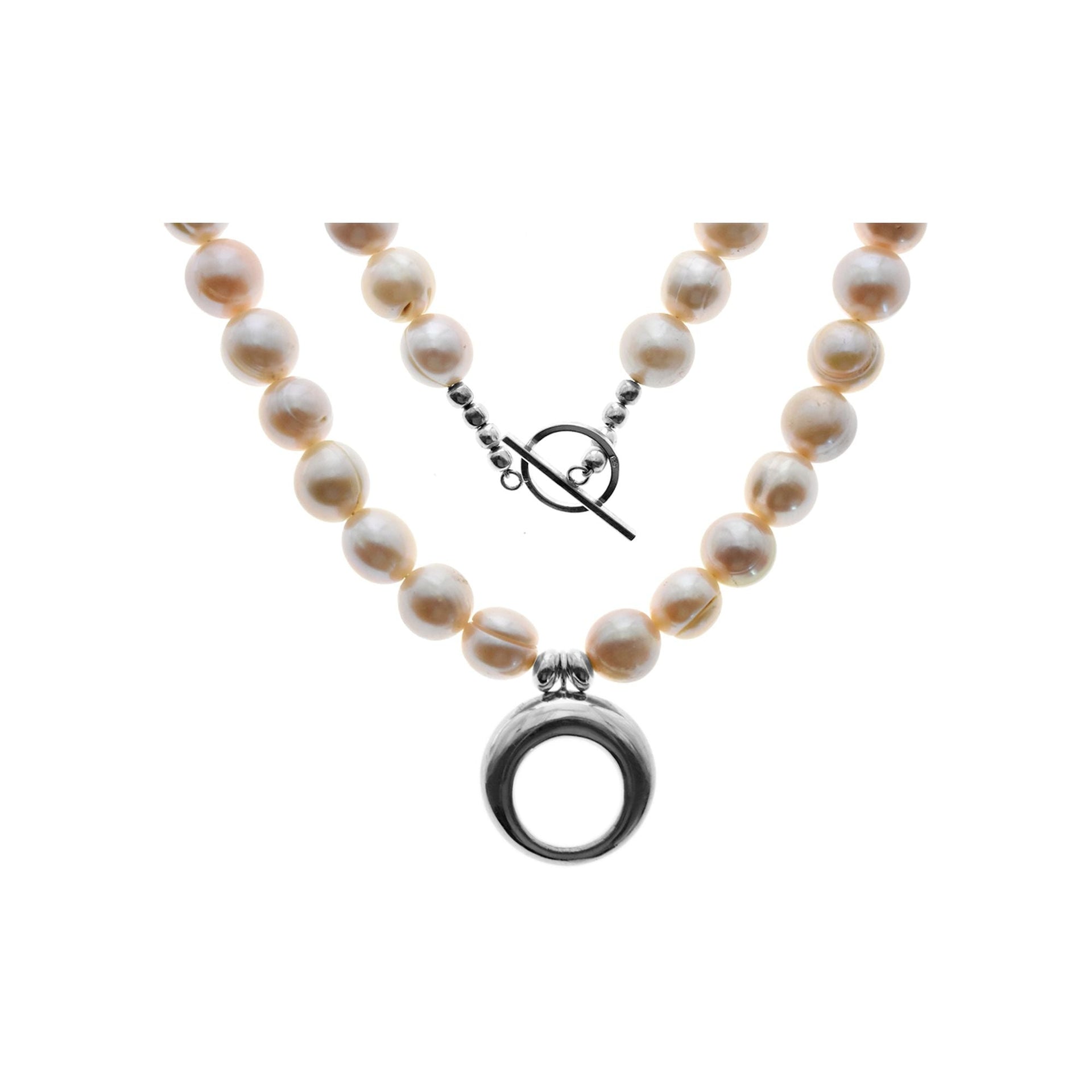 Chloe pearl necklace with silver hoop