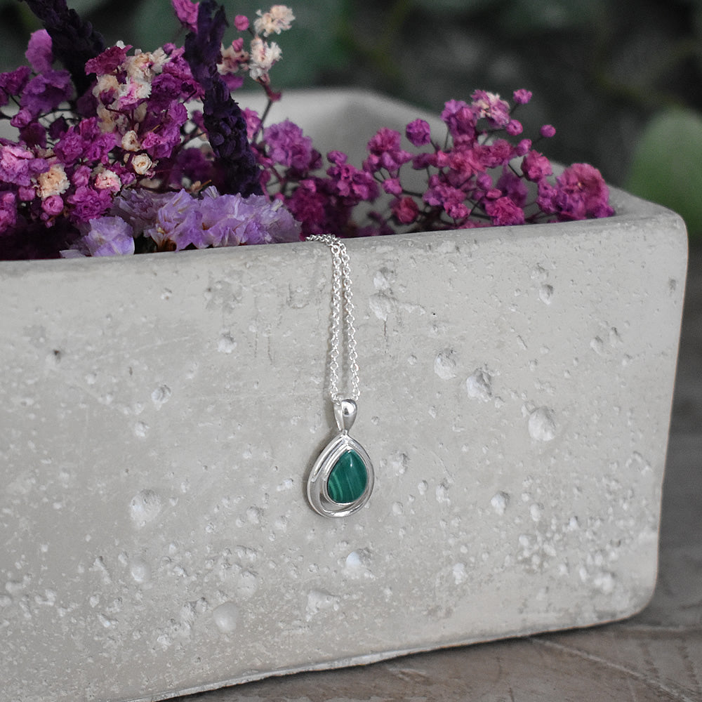 Lola teardrop malachite with silver surround necklace