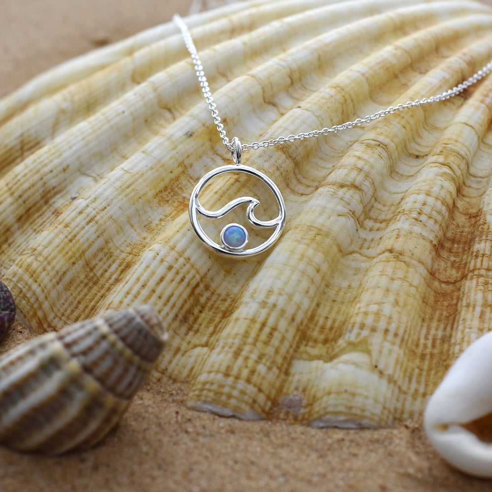 Sasha wave in circle with blue opalique necklace
