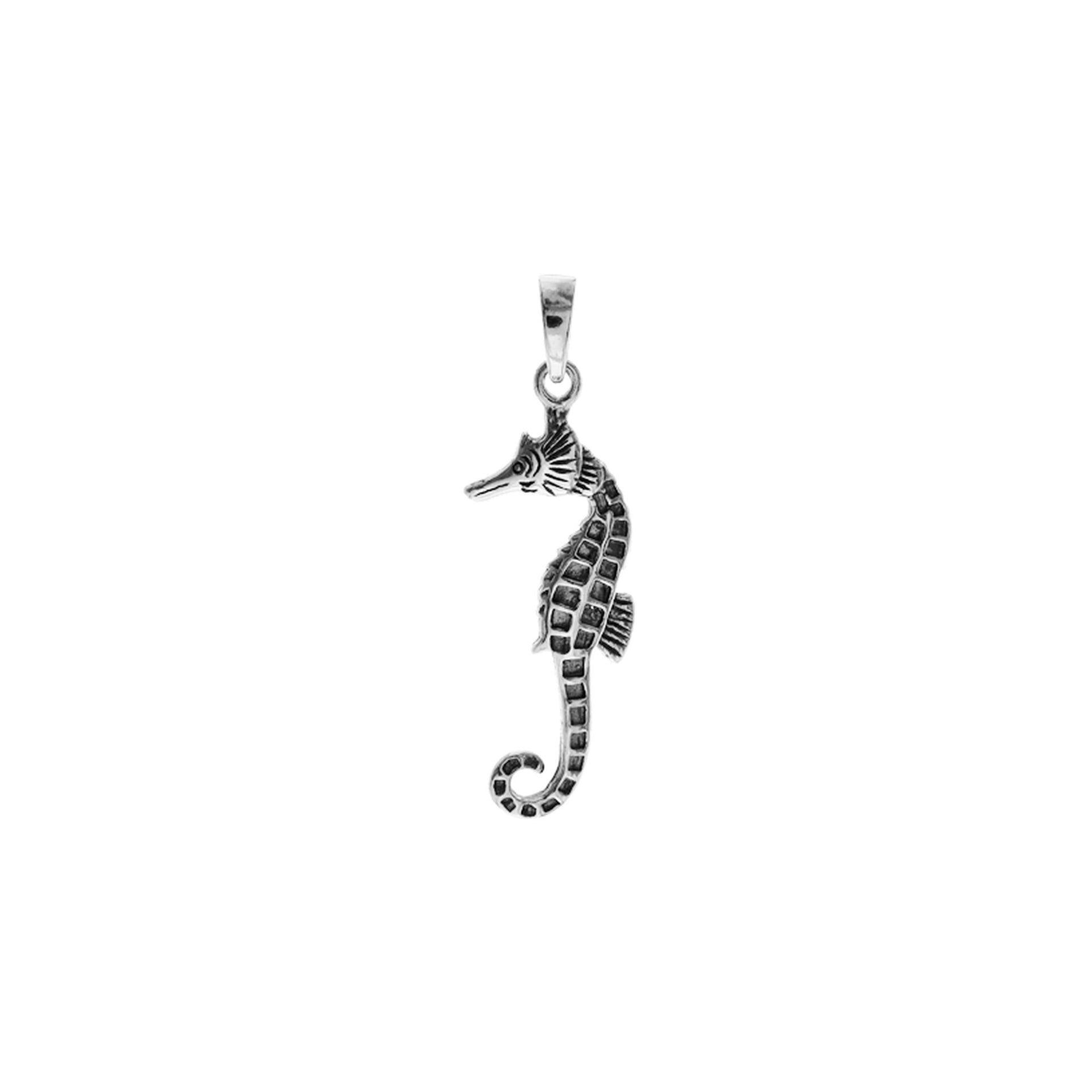 Anya seahorse pendant