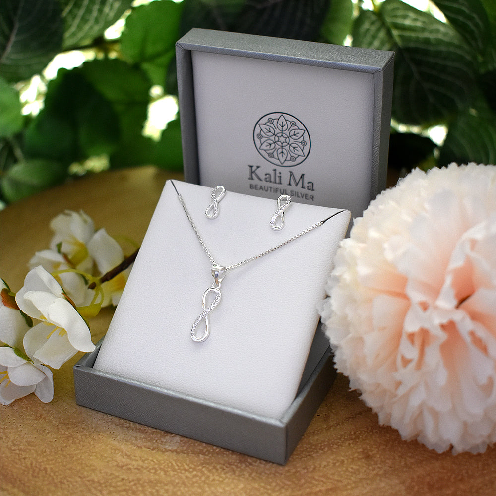 Carrie CZ infinity pendant