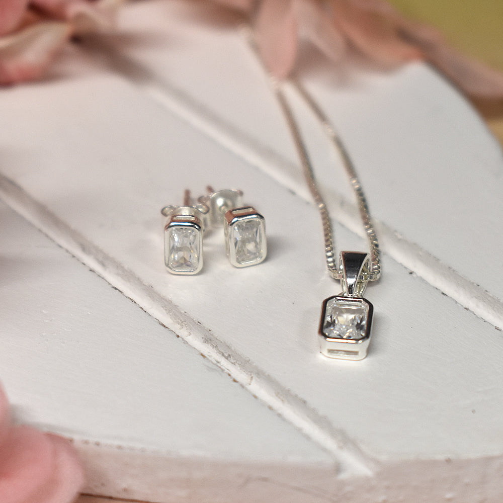 Ava baguette cut CZ studs