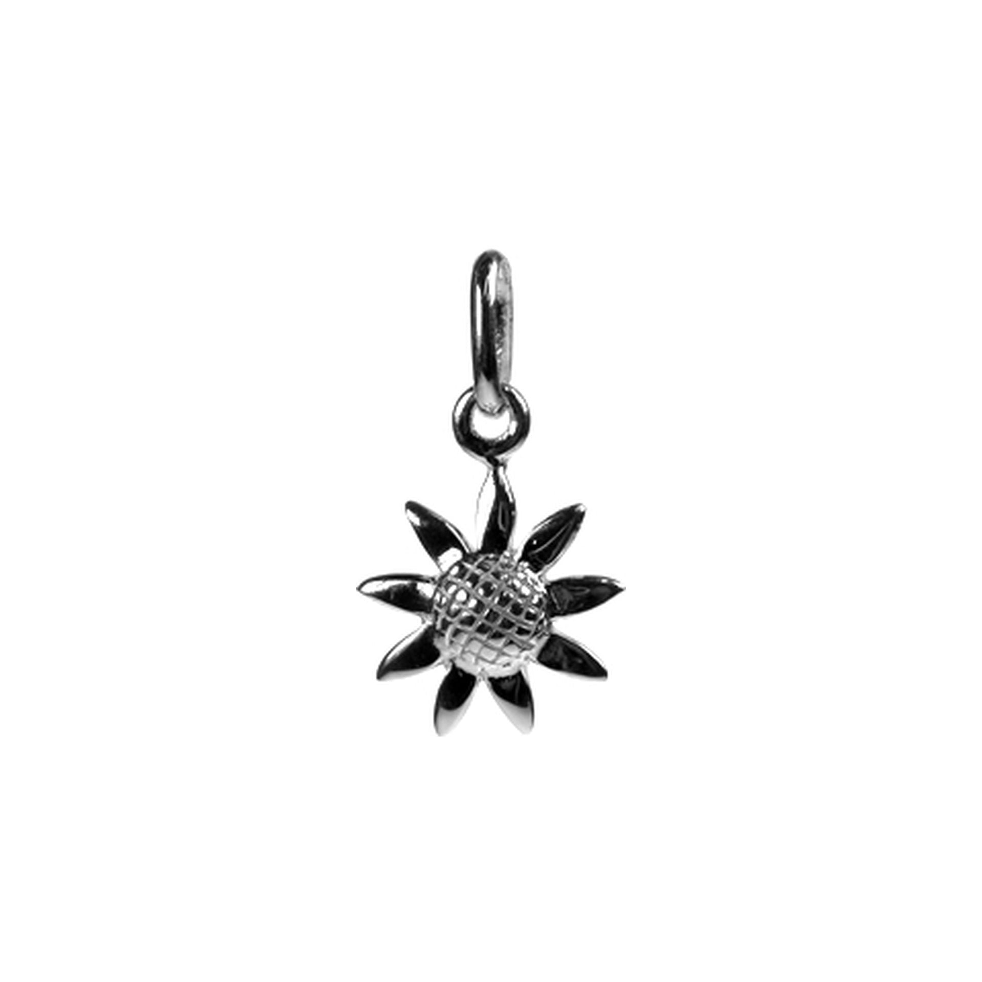 Cora daisy flower pendant