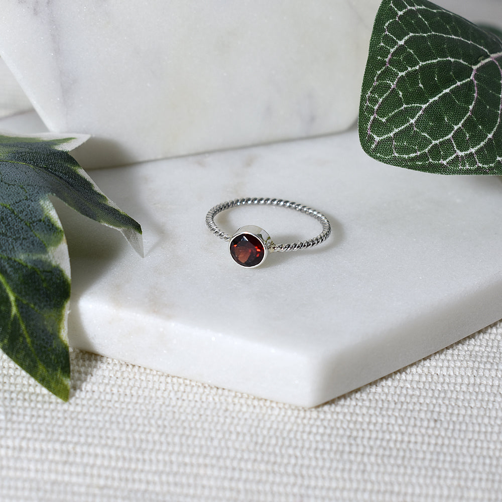 Catalina garnet facet rope band ring