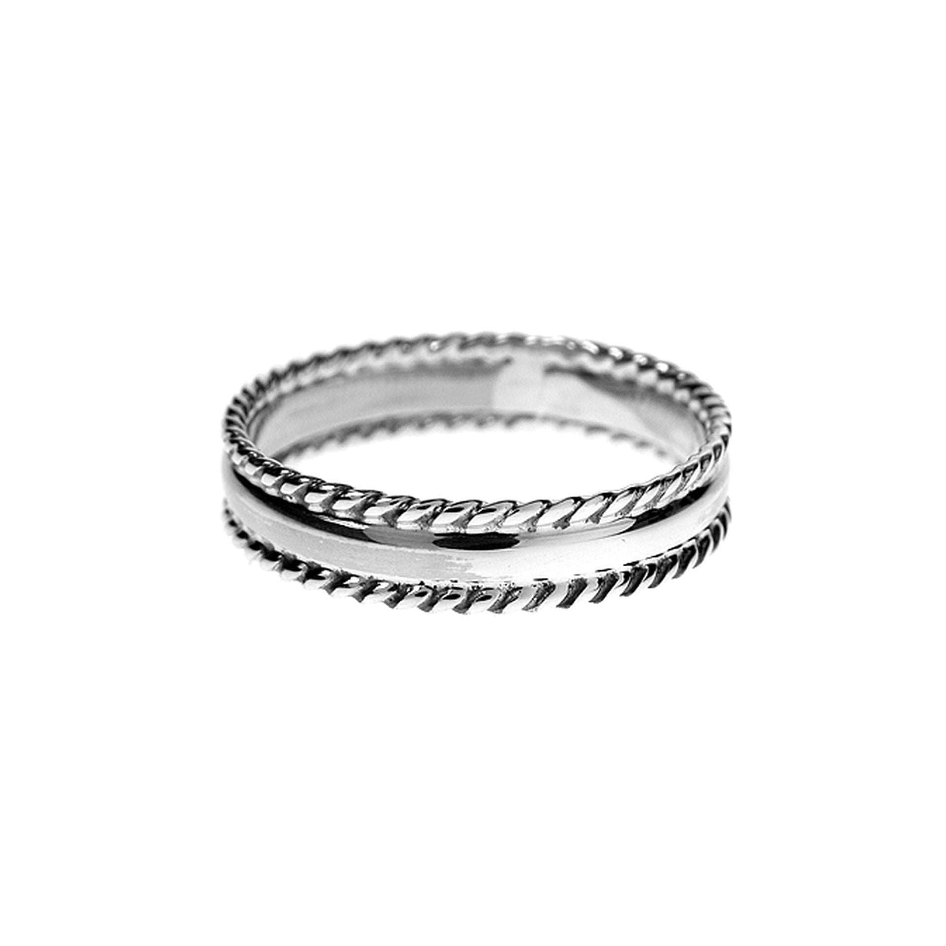 Phoebe flat band with rope detail ring