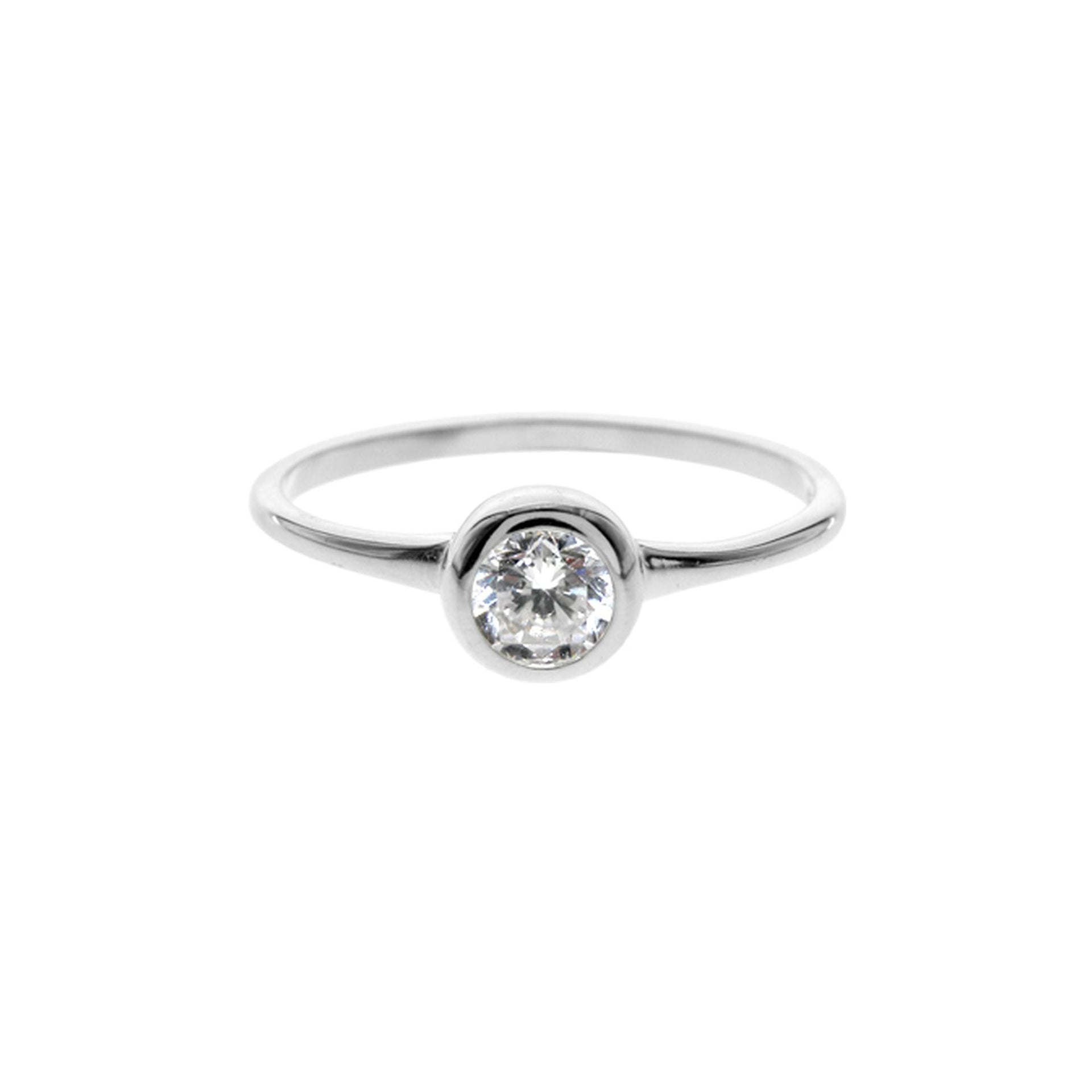 Kenzie solitaire ring