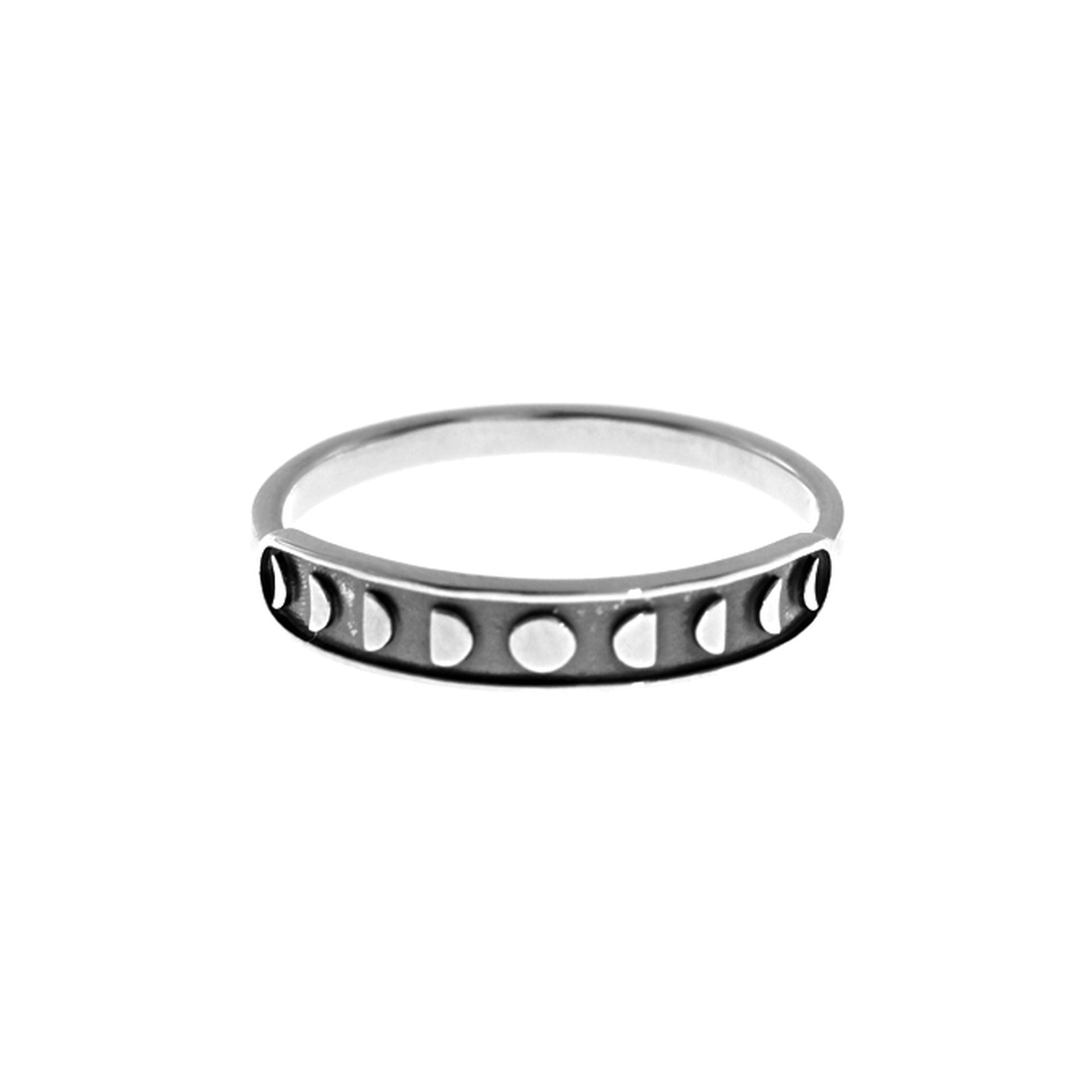 Ginelle oxidised half studded ring