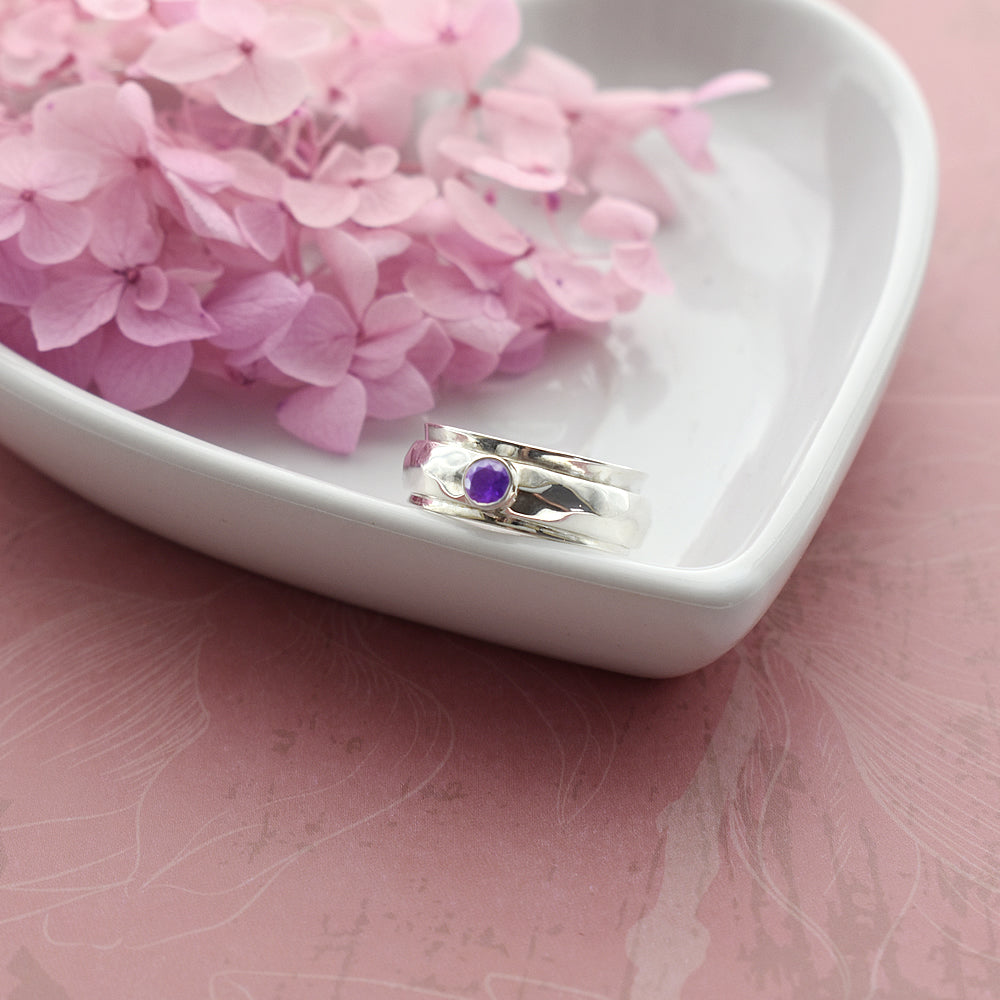 Lexi amethyst facet spinning band ring