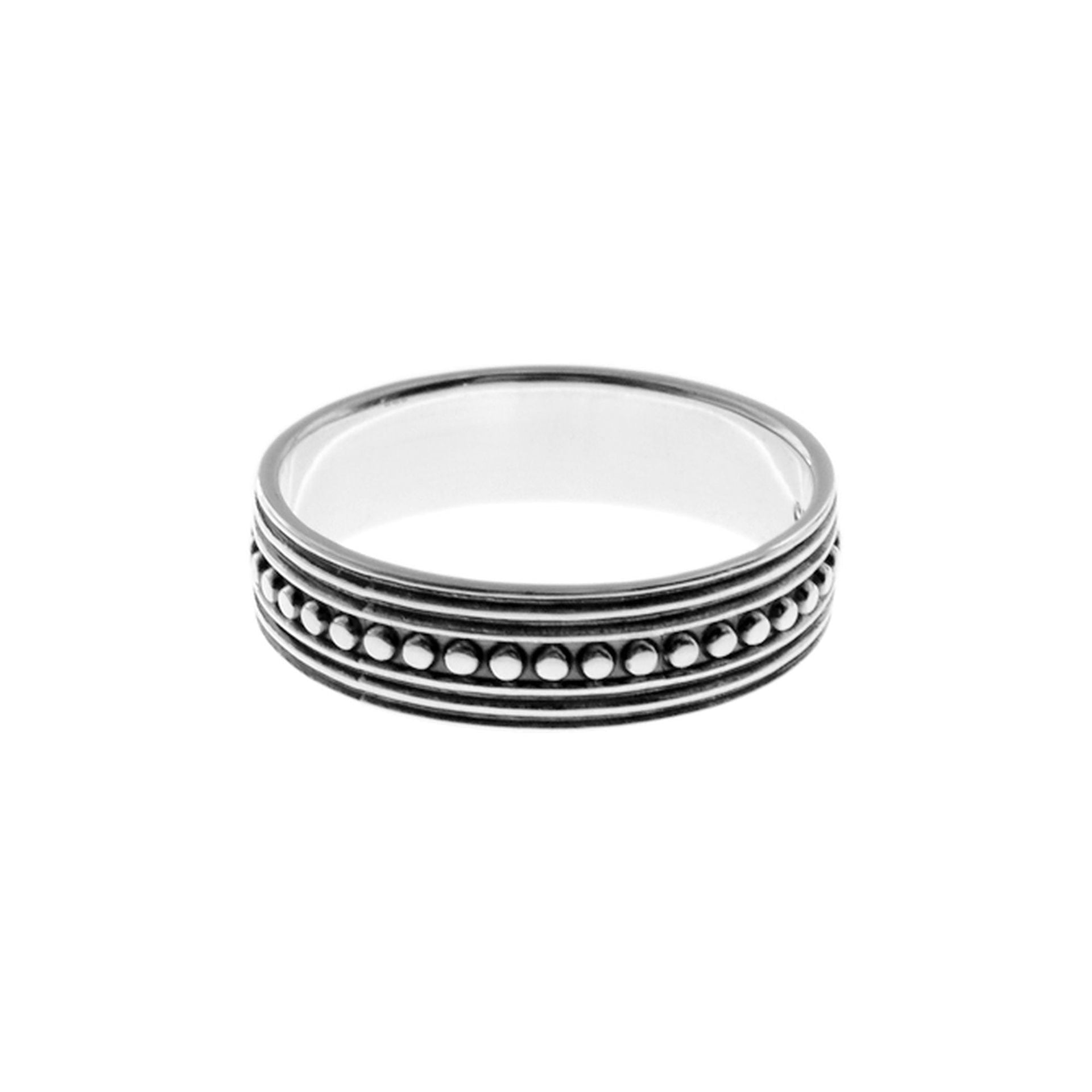 Isla oxidised band with ridge & dot pattern ring