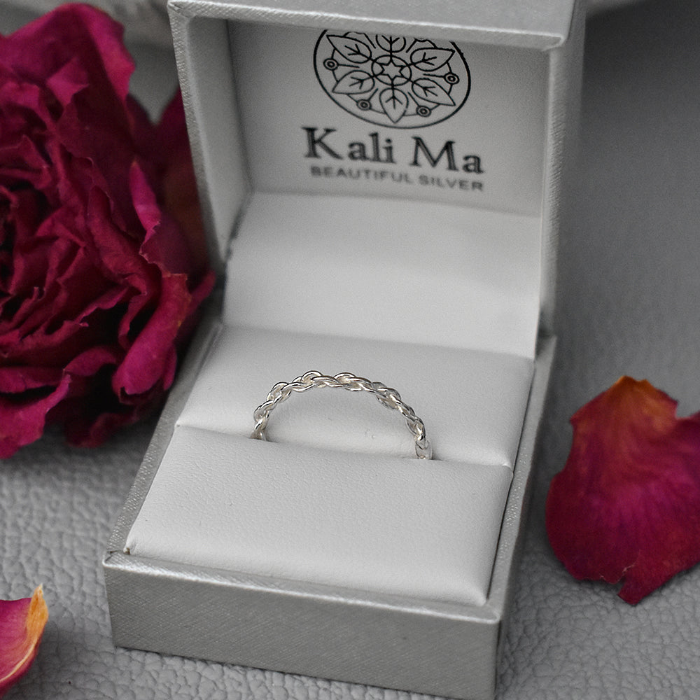Phoebe loosely entwined rope band ring