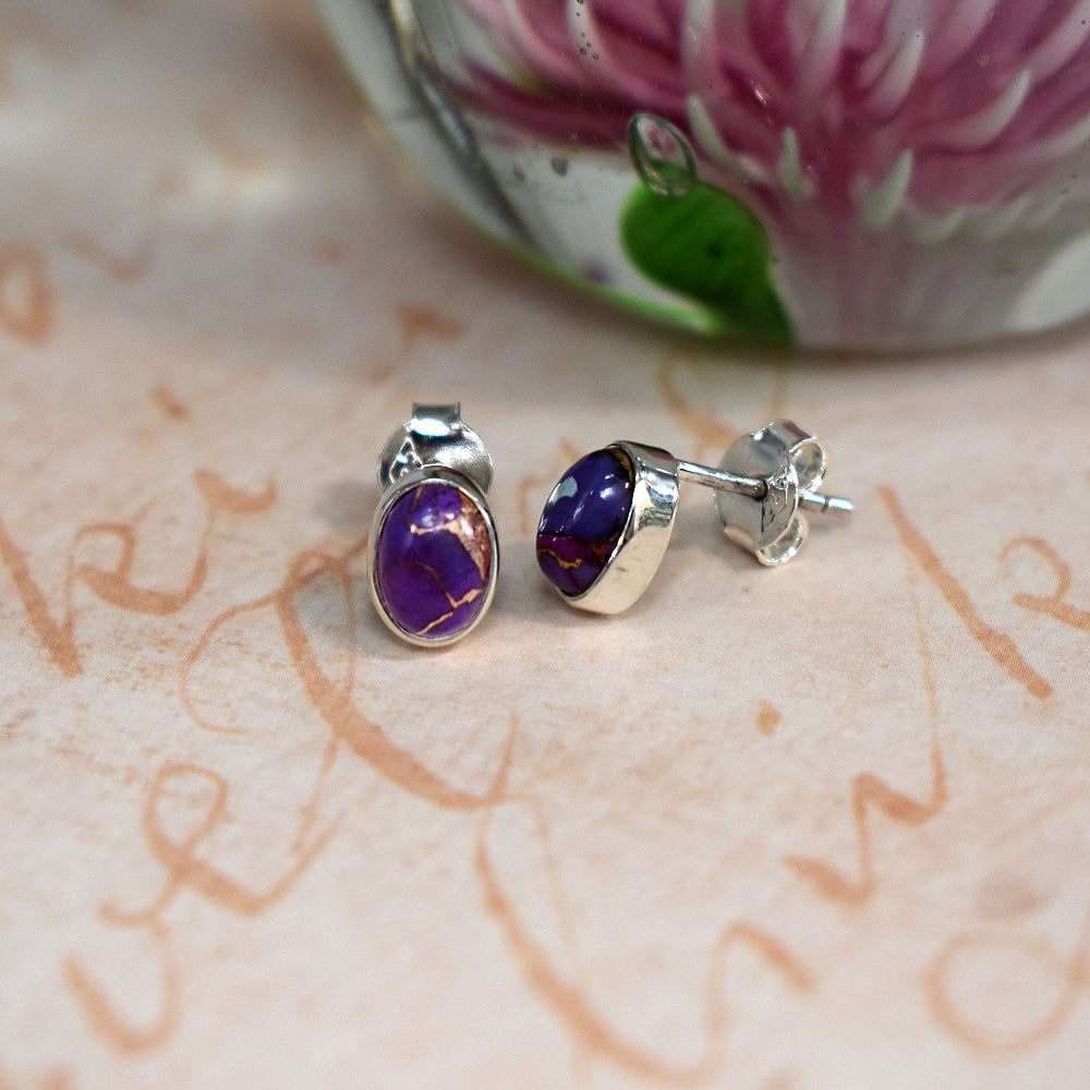 Samira plain oval purple mohave studs