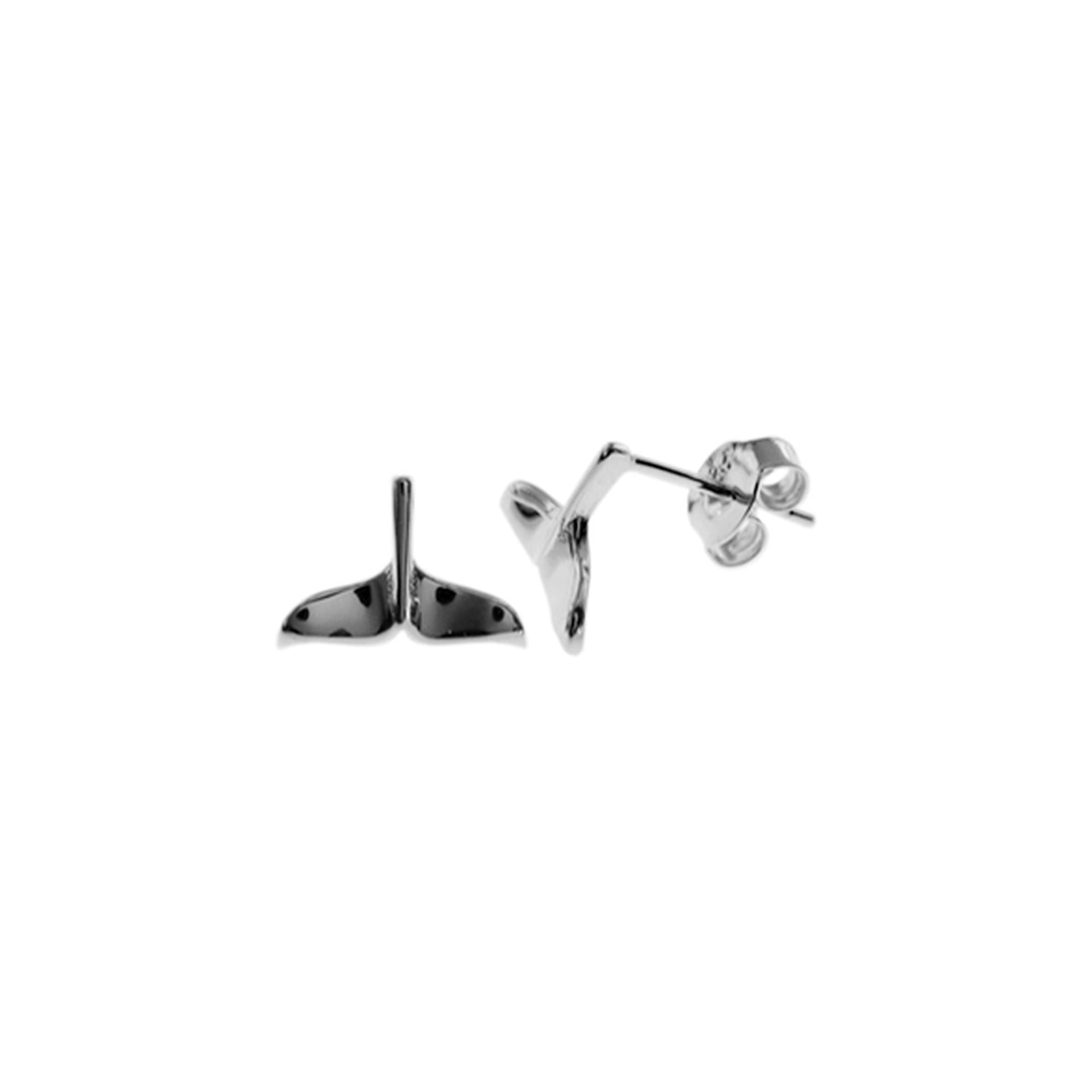 Mila whale tail studs