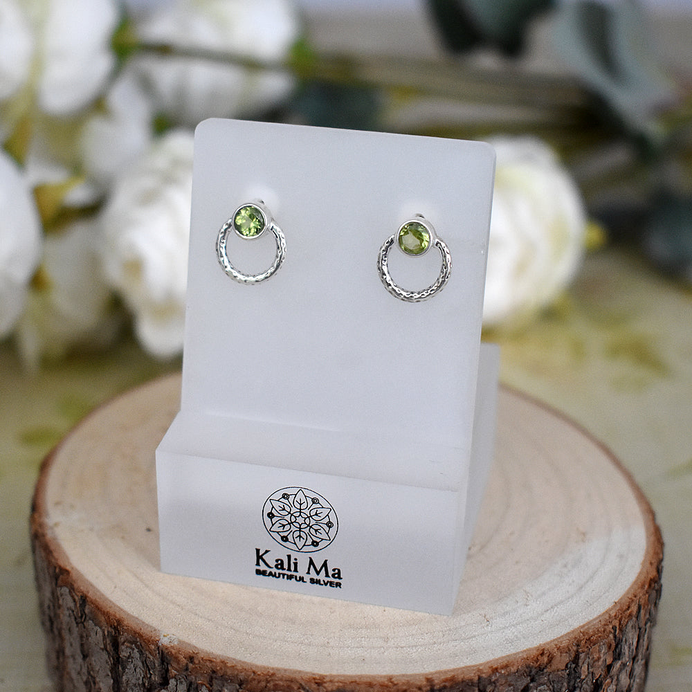 Lexi faceted peridot textured hoop studs