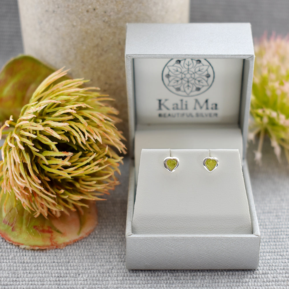 Samira peridot heart studs