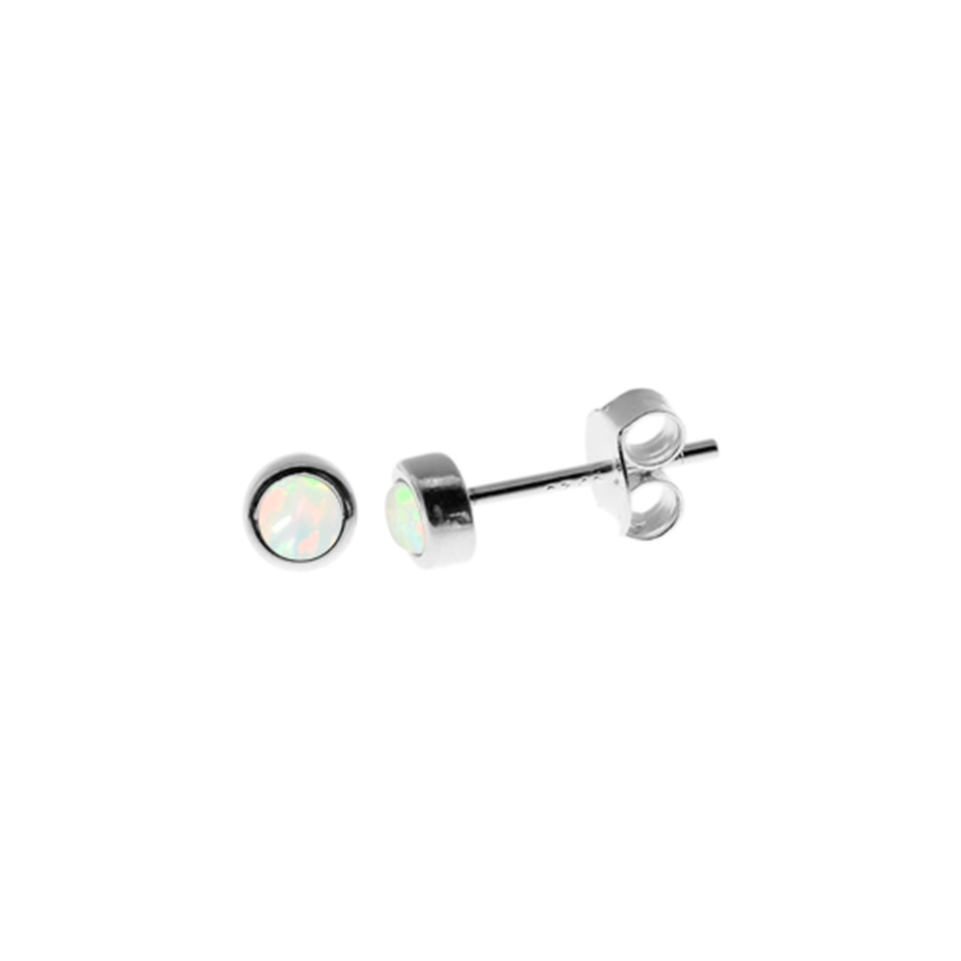 Angelica dainty white round studs