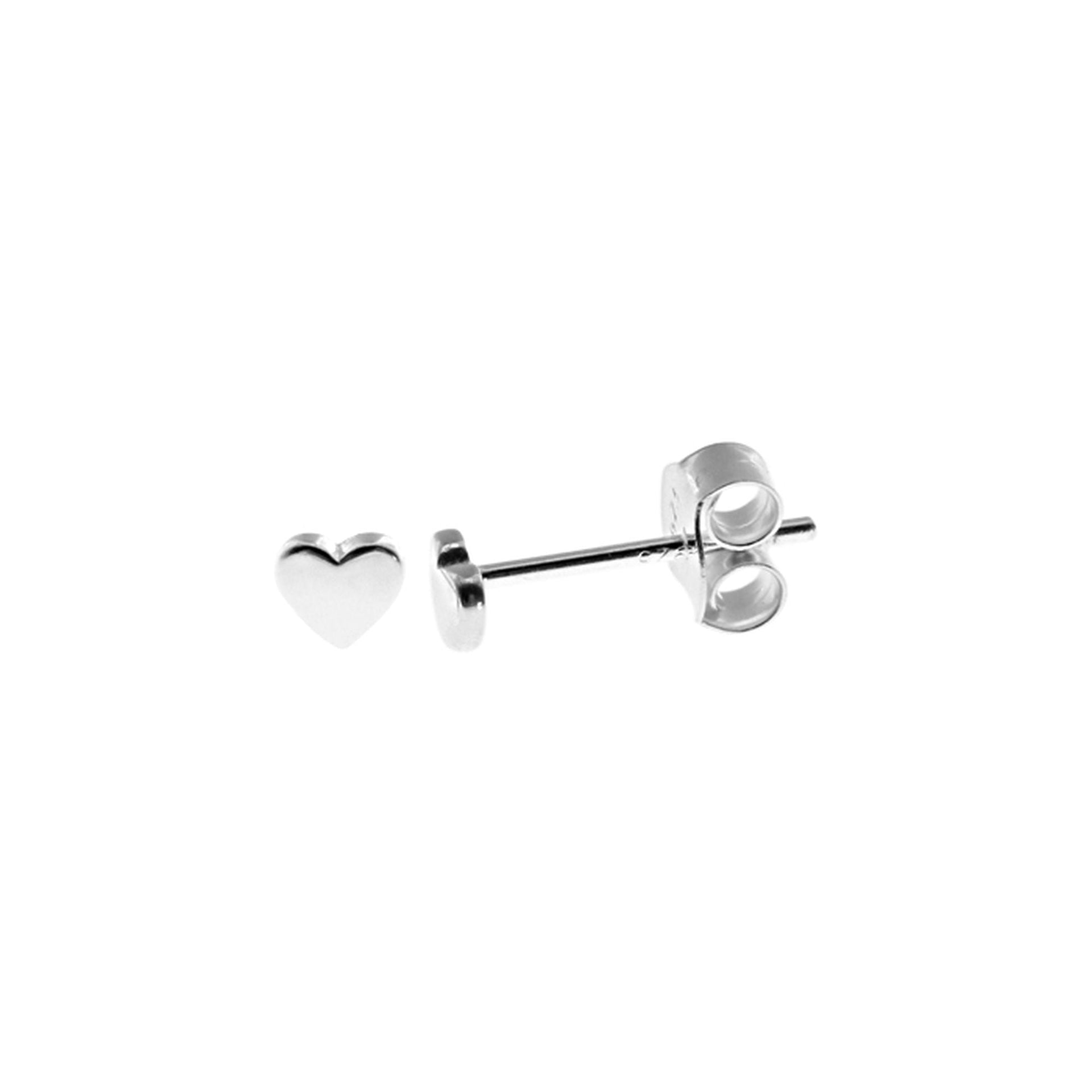 Amora small heart studs