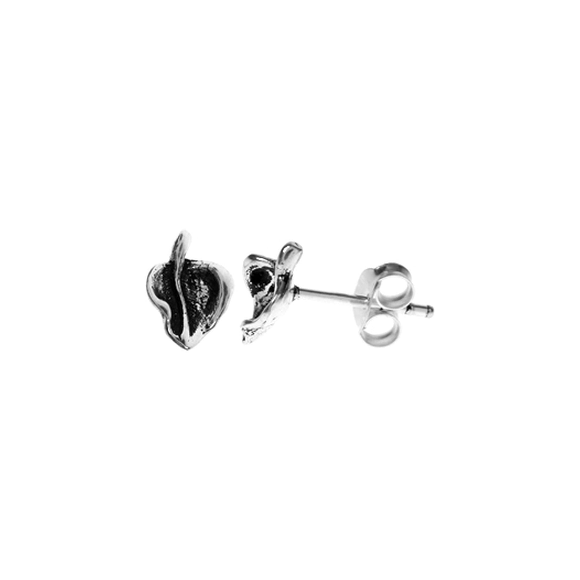 Oxidised cupped leaf studs